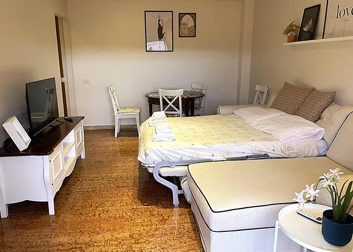 La Casa Libre Metro A Colli Albani 350 M Apartment Rom